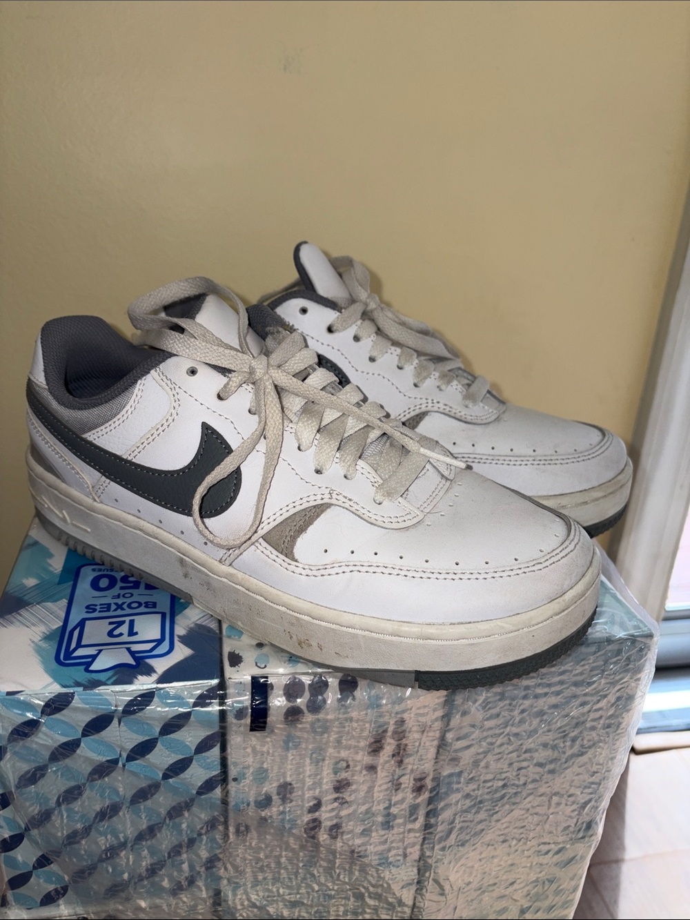 Nike gamma force sneakers grey mens size 9